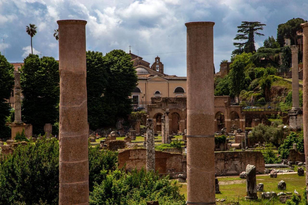 Forum View Apartment, Rome
